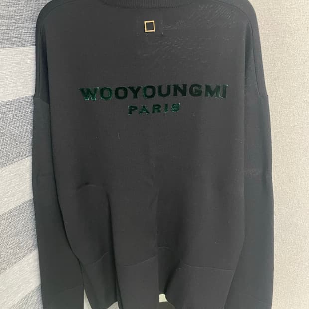 우영미 백로고 니트 46