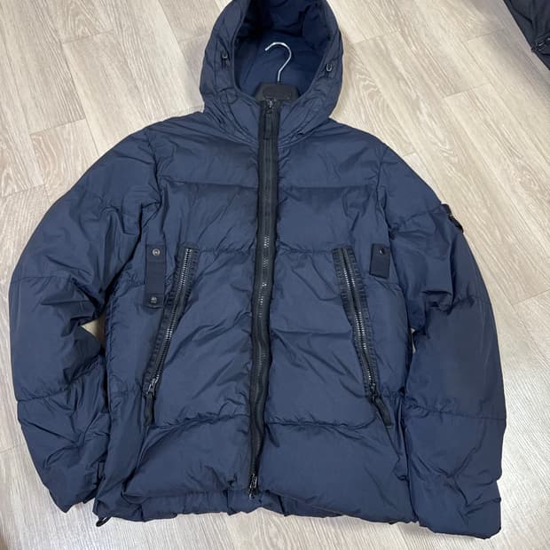 21FW 스톤아일랜드 크링클랩스 패딩 M 네이비