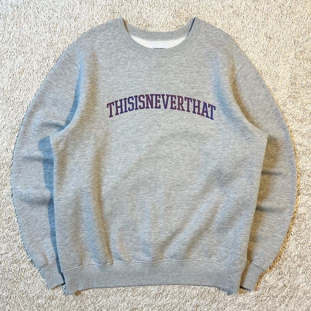 디스이즈네버댓 스펠아웃 아치로고 맨투맨 그레이