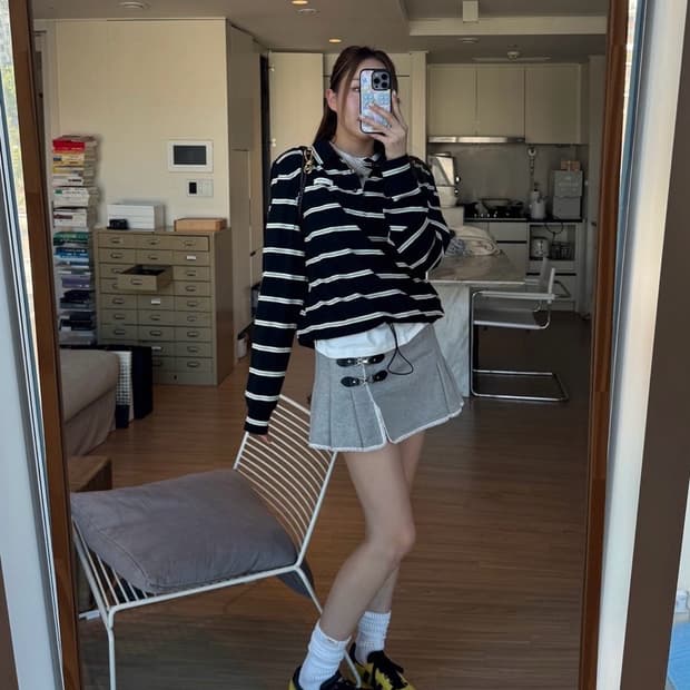 글로니 치마 CIAO BUCKLE MINI SKIRT