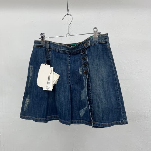 [31.5] DEAD STOCK DOLCE & GABBANA SKIRT