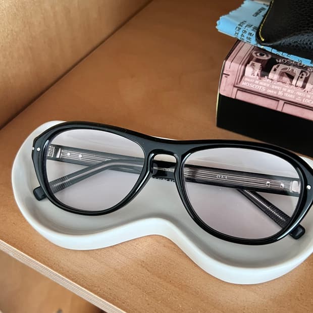 젠틀몬스터 오아 OAA 01 (바이올렛 틴트)