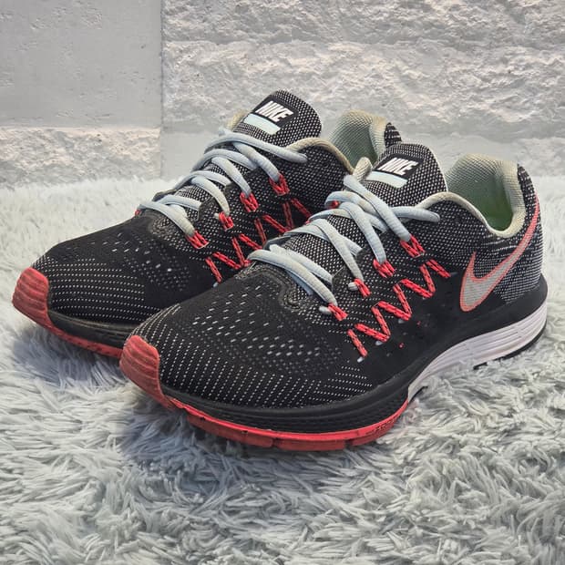 3q-21:나이키 줌 스트럭처 18 블랙 핑크 러닝화 (245mm)