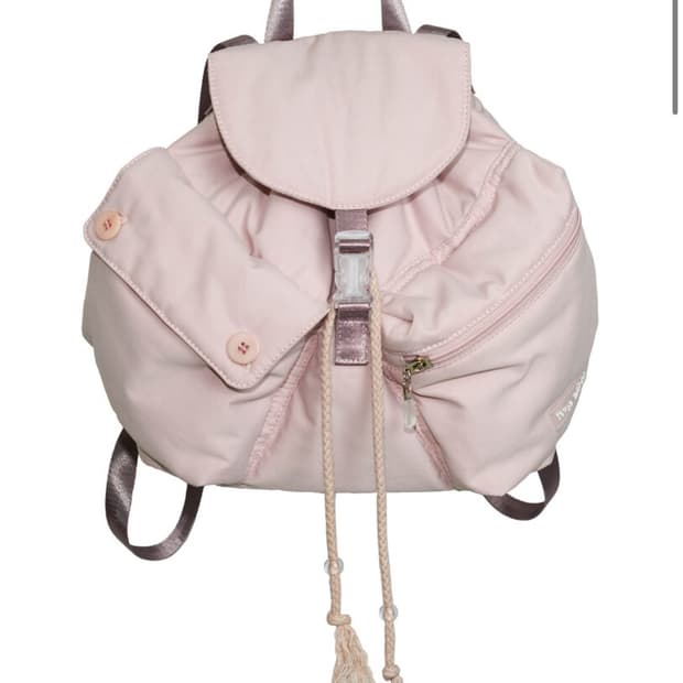 탠스댄스 파히섬 버튼 미니백팩 핑크 구해요