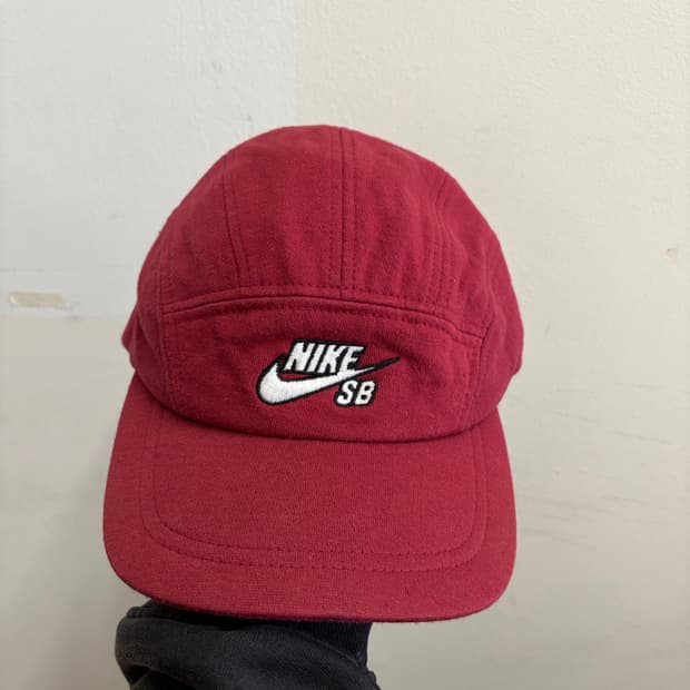 N65. 빈티지 나이키 캡