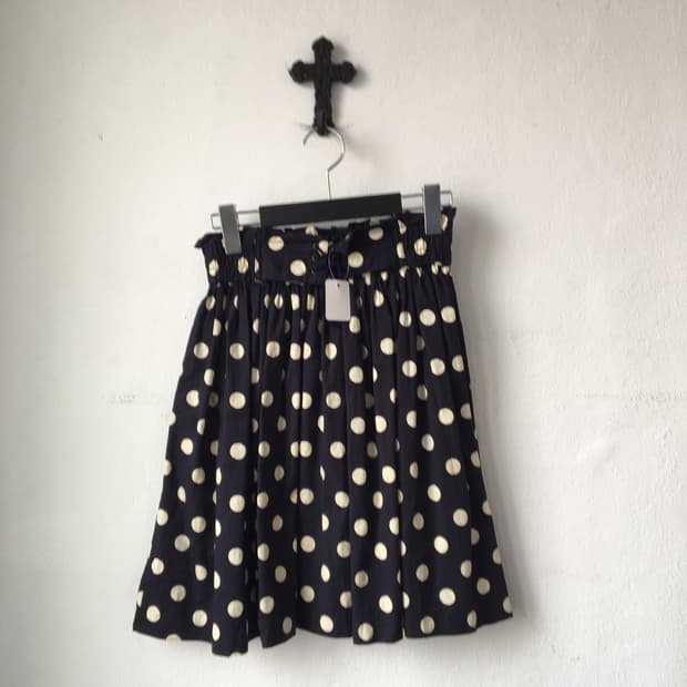 Lace up point dot pattern skirt