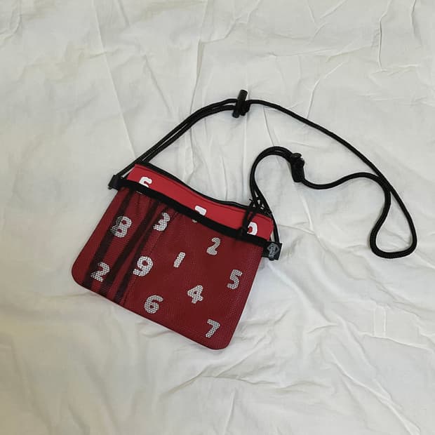 소우소우 크로스백