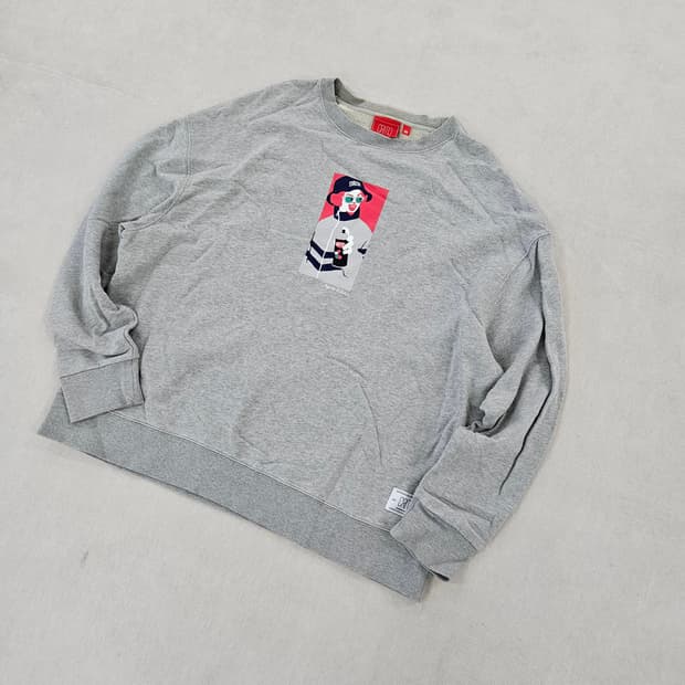 [M] CRITIC 크리틱 그레이 프린팅 맨투맨 0115YH1