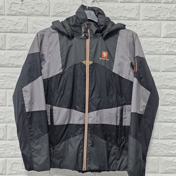 택포) 블랙야크 점퍼 100