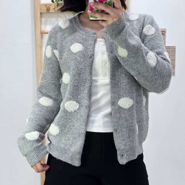 [프립]S/플라스틱 아일랜드 도트 가디건 그레이