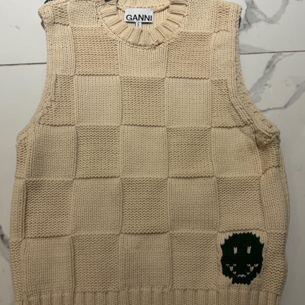 가니 니트 조끼 베스트