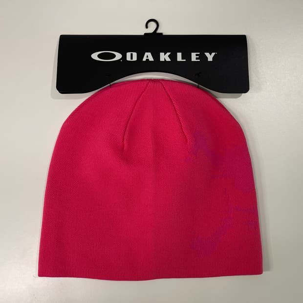 오클리 스컬 비니 코랄 핑크