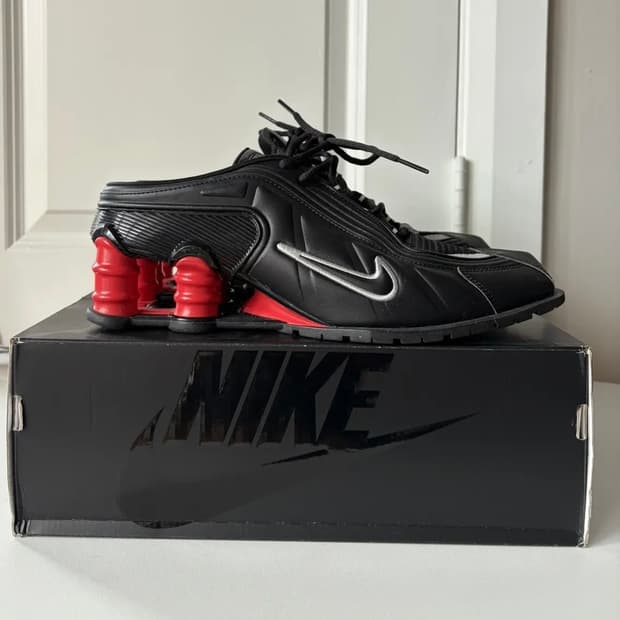 나이키 x 마틴로즈 샥스 275