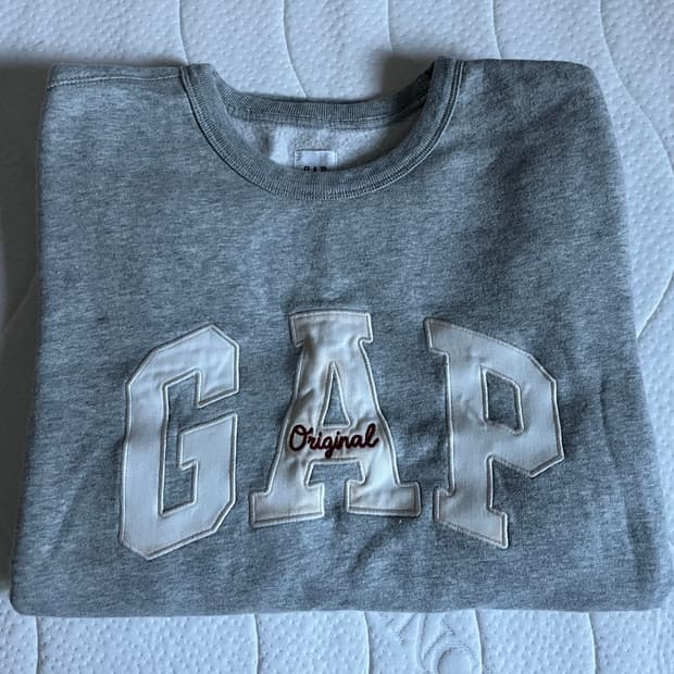 GAP 그레이 스웻셔츠(기모)