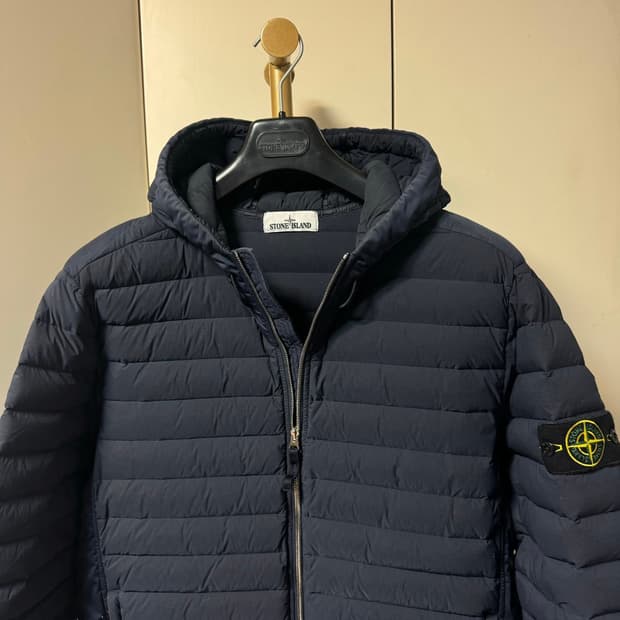 스톤아일랜드 룸우븐 패딩