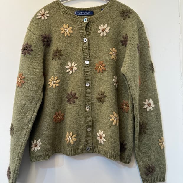 L) karen scott 호주 퓨어 울 카키 플라워 가디건