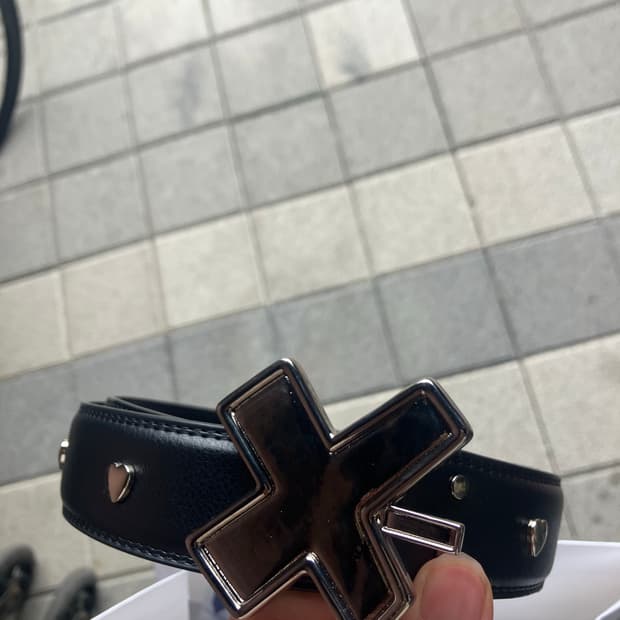 제노리포트 love x 벨트 팝니다