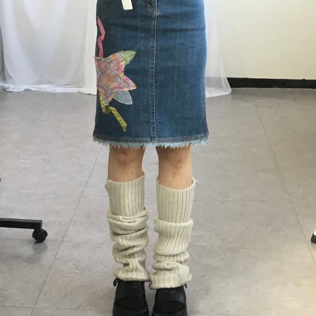 Patch point denim skirt