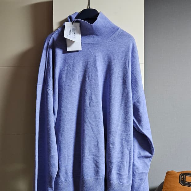 보테가베네타 터틀넥 니트 퍼플 정품 신품 