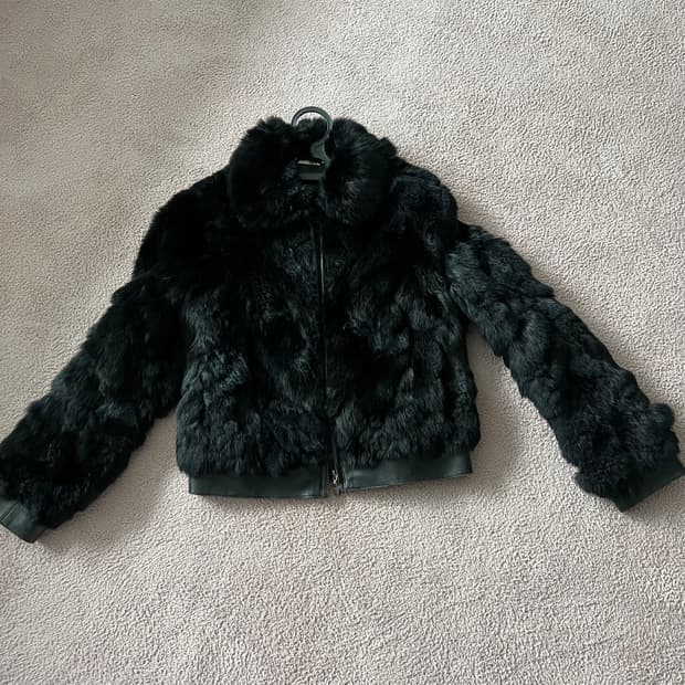 톰보이 토끼털 자켓