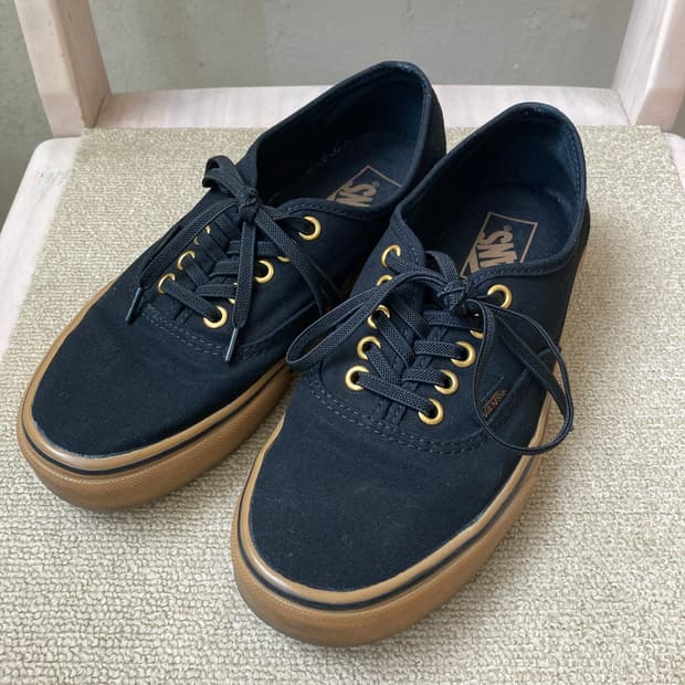 반스 어센틱 black gum 245
