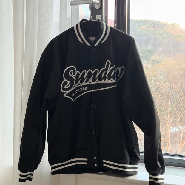 블랙 야구점퍼 판매합니다[XL]