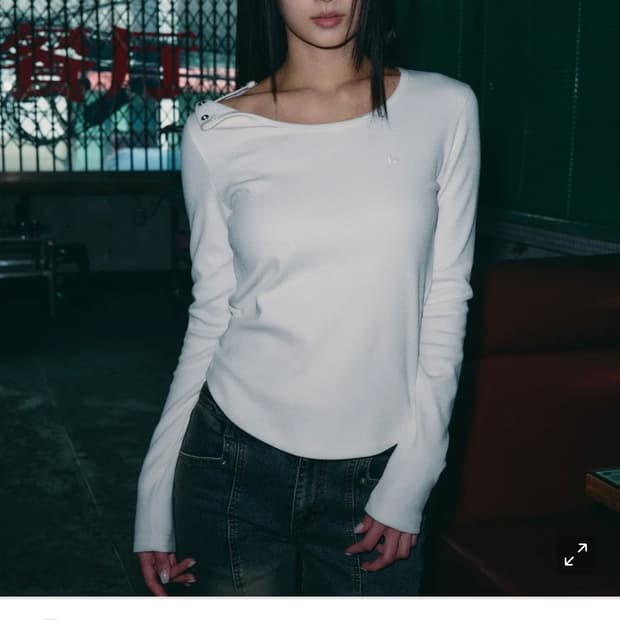 헬레네파리스 숄더 폴딩 롱 슬리브