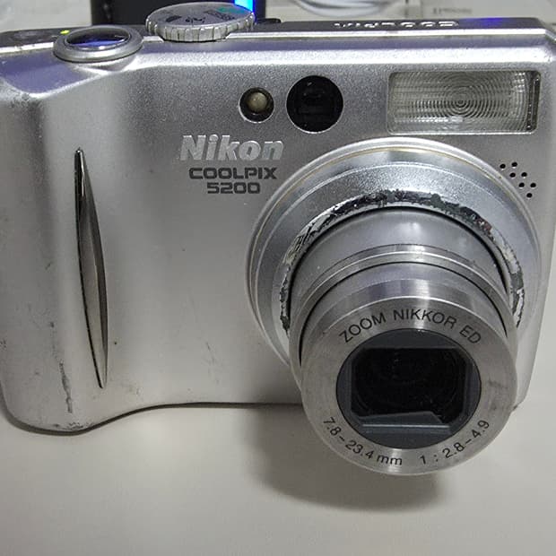 니콘 쿨픽스 5200 빈티지 디지털카메라