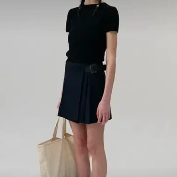 더바넷 버클 스트랩 스커트 