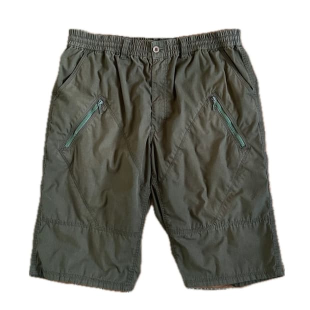Airwalk cargo shorts pants