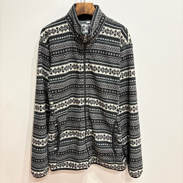 유니클로 노르딕 패턴 후리스 집업 자켓 L