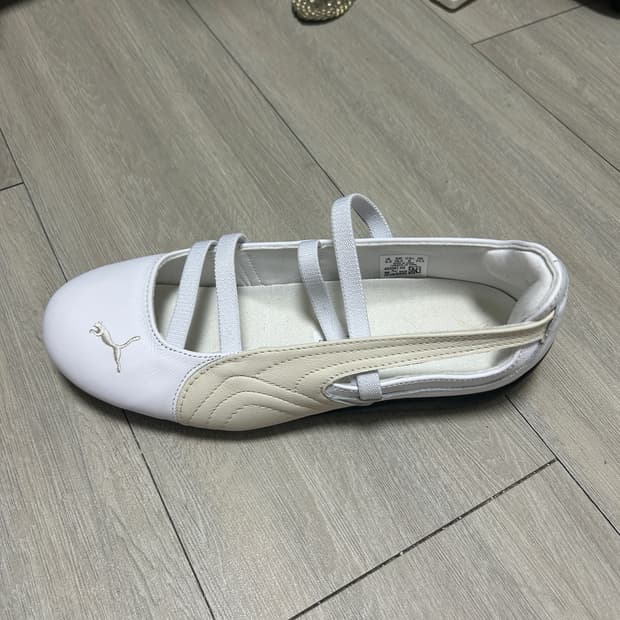 퓨마 스피드캣 발레 레더  알파인 스노우