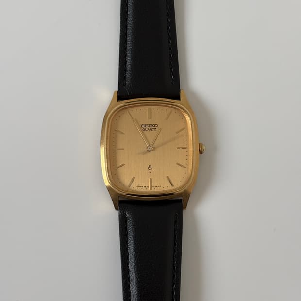 1980s Chariot Gold Square Quartz
