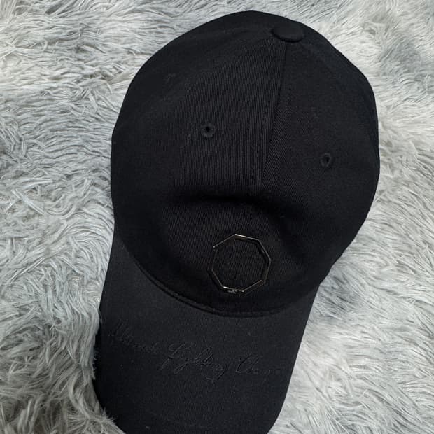 UFC 블랙 옥타곤 볼캡 모자 거의새것 