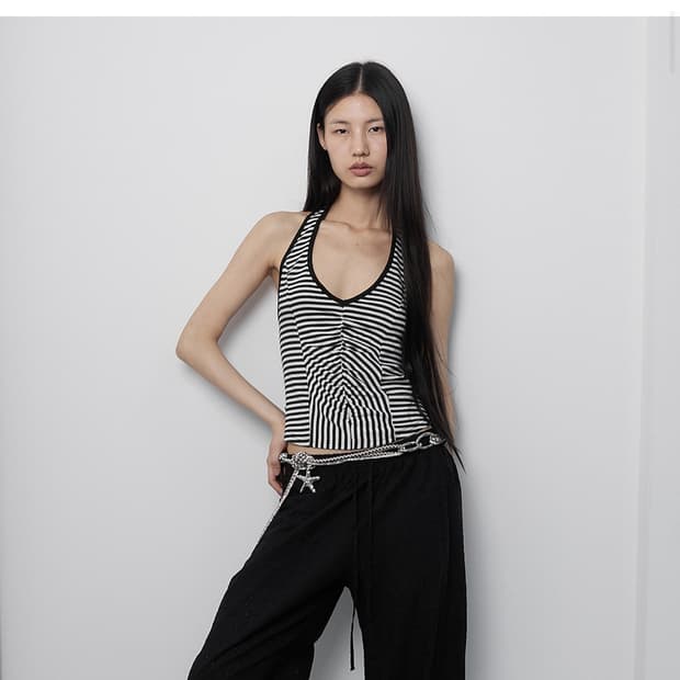 세릭 홀터넥 STRIPE HALTER NECK SLEEVELESS