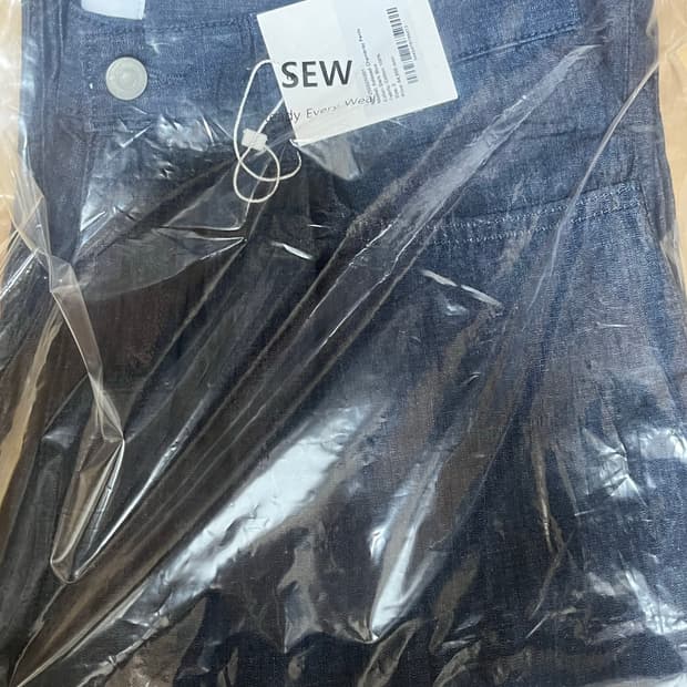 (새상품)SEW 샴브레이 팬츠 2사이즈 