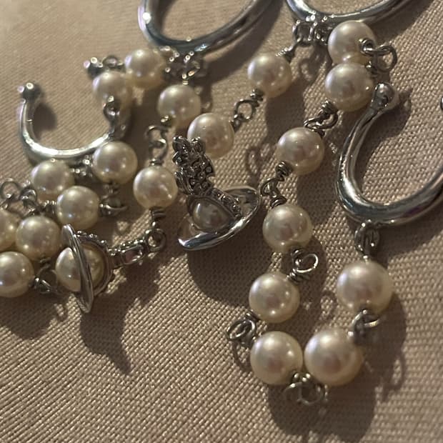 비비안웨스트우드 빈티지 레이어드 피어스 이어링