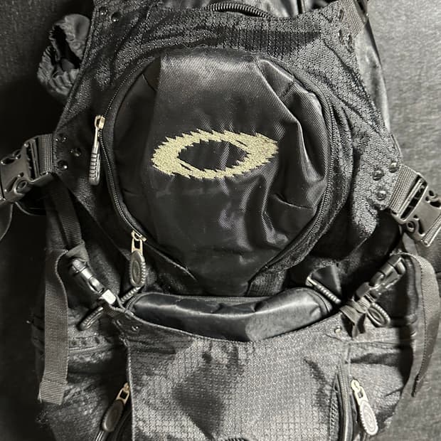 오클리 스노우 유틸리티 백팩