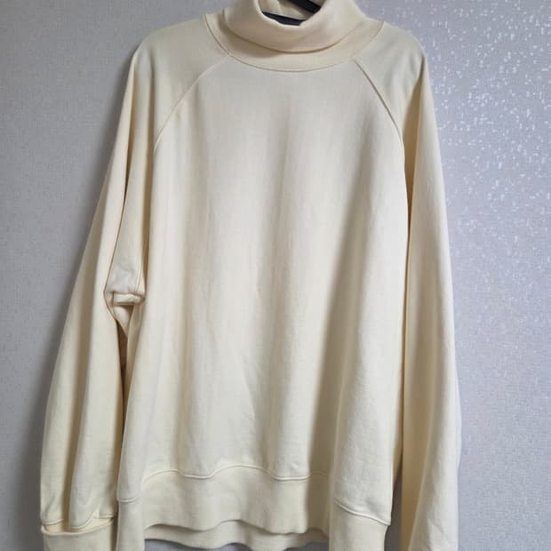 유니폼브릿지 터틀넥 티셔츠 