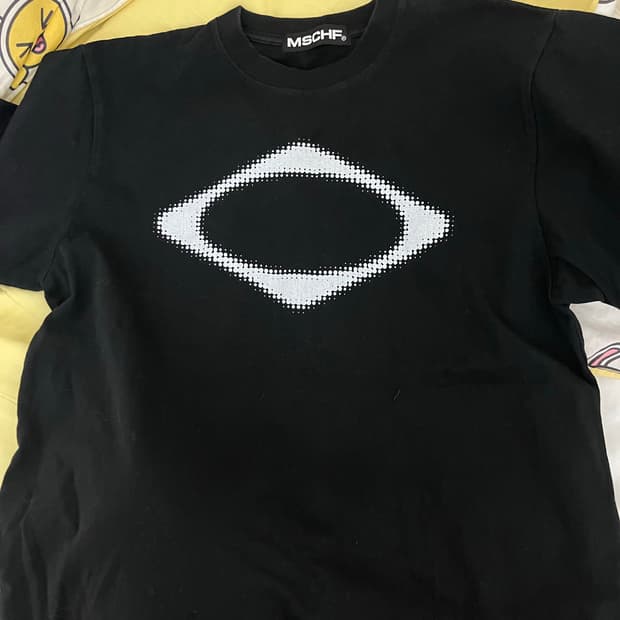 미스치프 반팔티