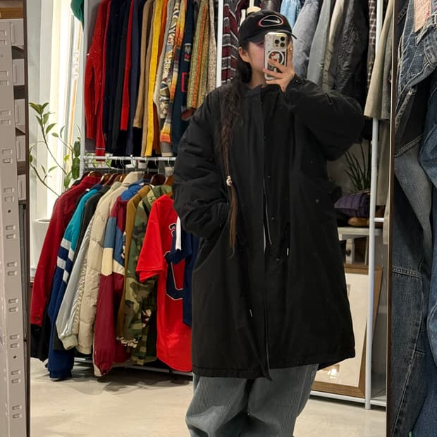 Vintage 블랙 피쉬테일 패딩 점퍼 