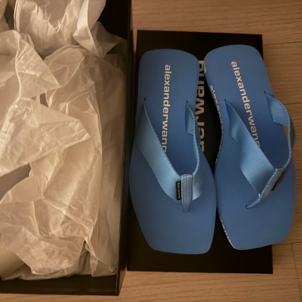 알렉산더왕 245 - 250 샌들 블루색상