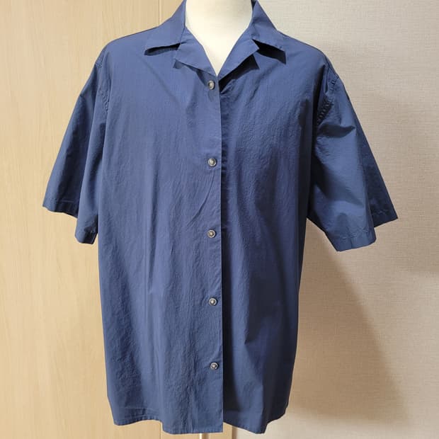 디자인유나이티드 DESIGN UNITED 남자 반팔 셔츠 110 딥블루 