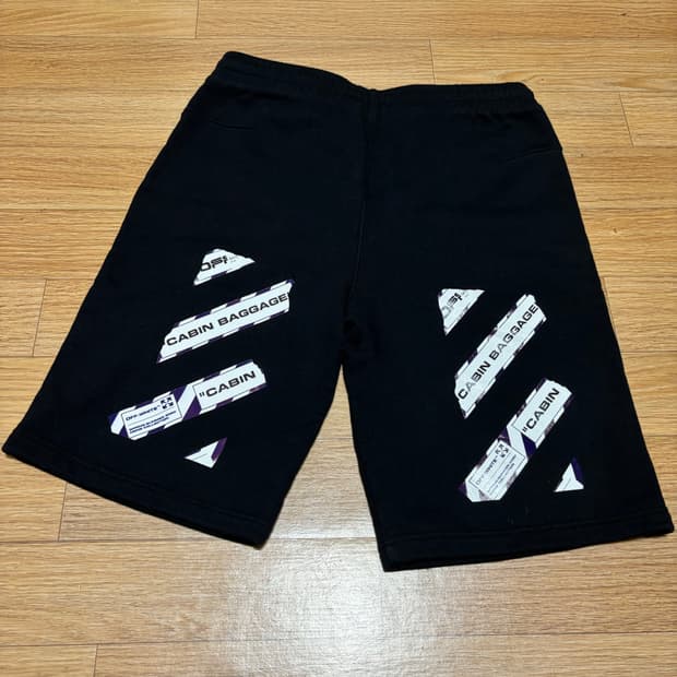 Off white 오프화이트 반바지