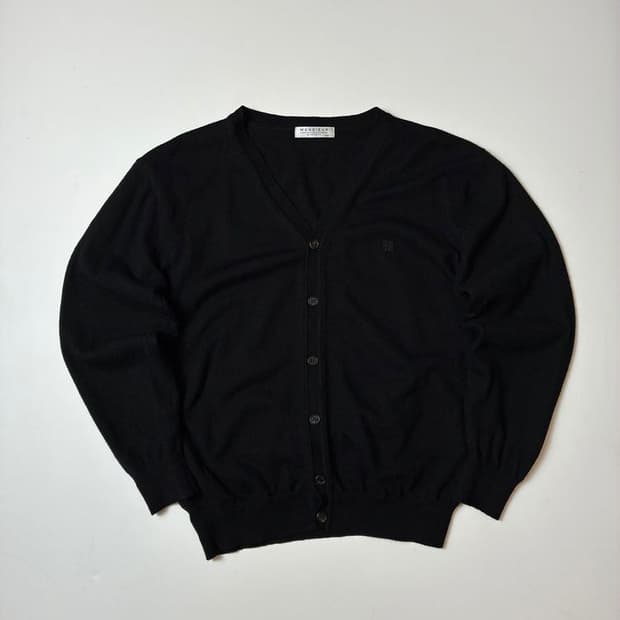 지방시 90's 울 니트 크롭 가디건 PN8551