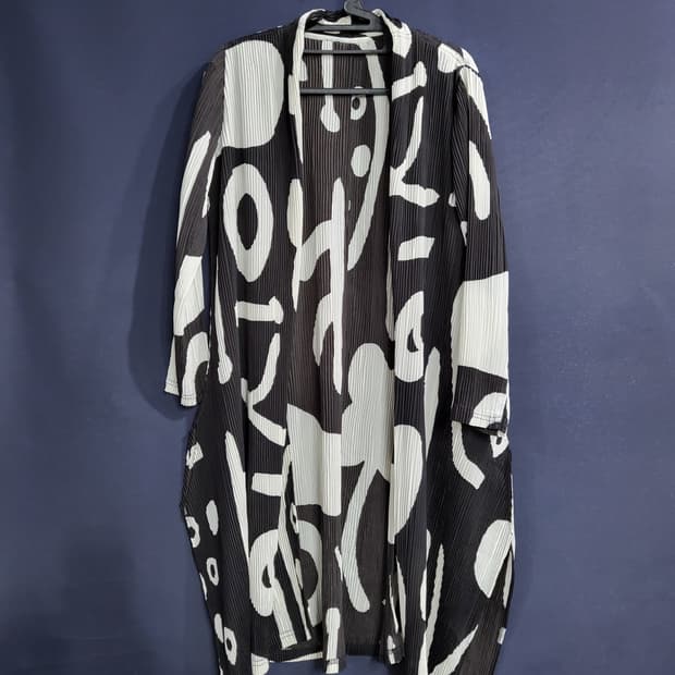 이상봉 에디션 플리츠 오픈 가디건