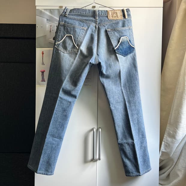 오리엔탈 패치 슬림핏 데님 라이트블루