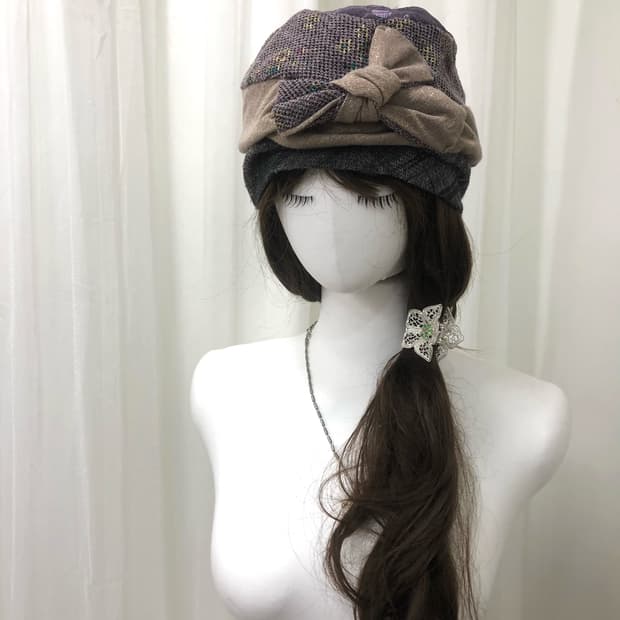 ribbon point patch beanie