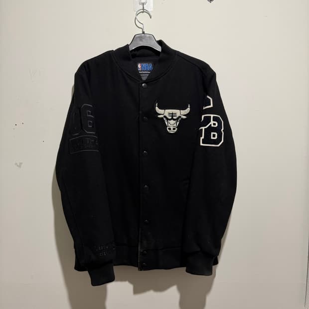 NBA 시카고불스 바시티자켓