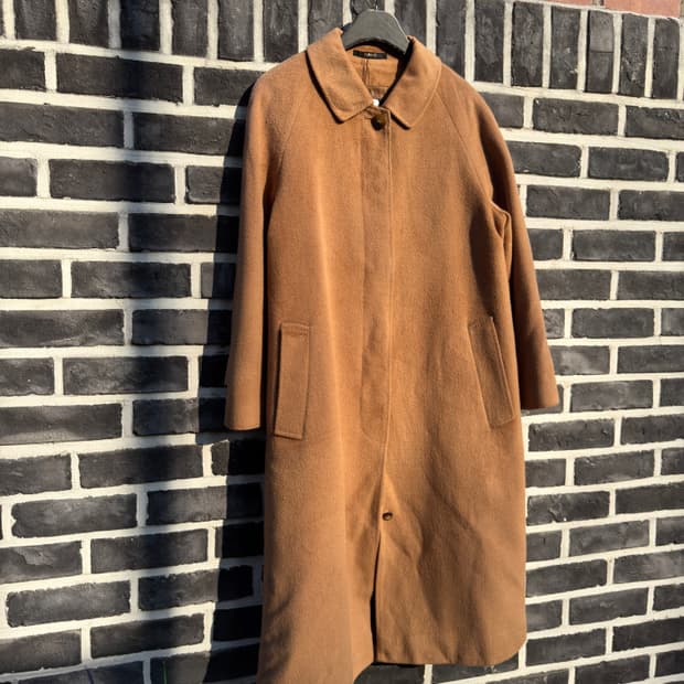 닥스 베이지 코트 B34